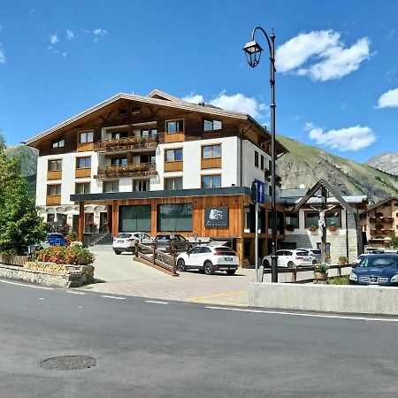 Hotel Bernina Livigno Esterno foto