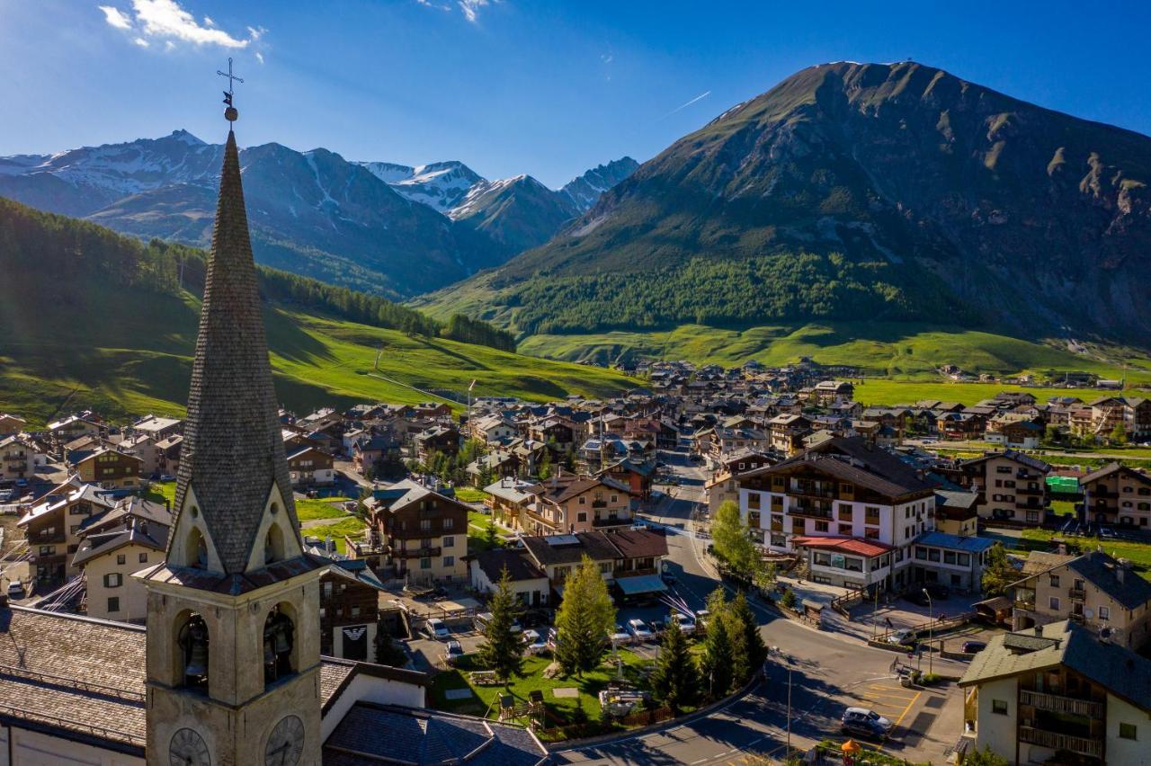 Hotel Bernina Livigno Esterno foto