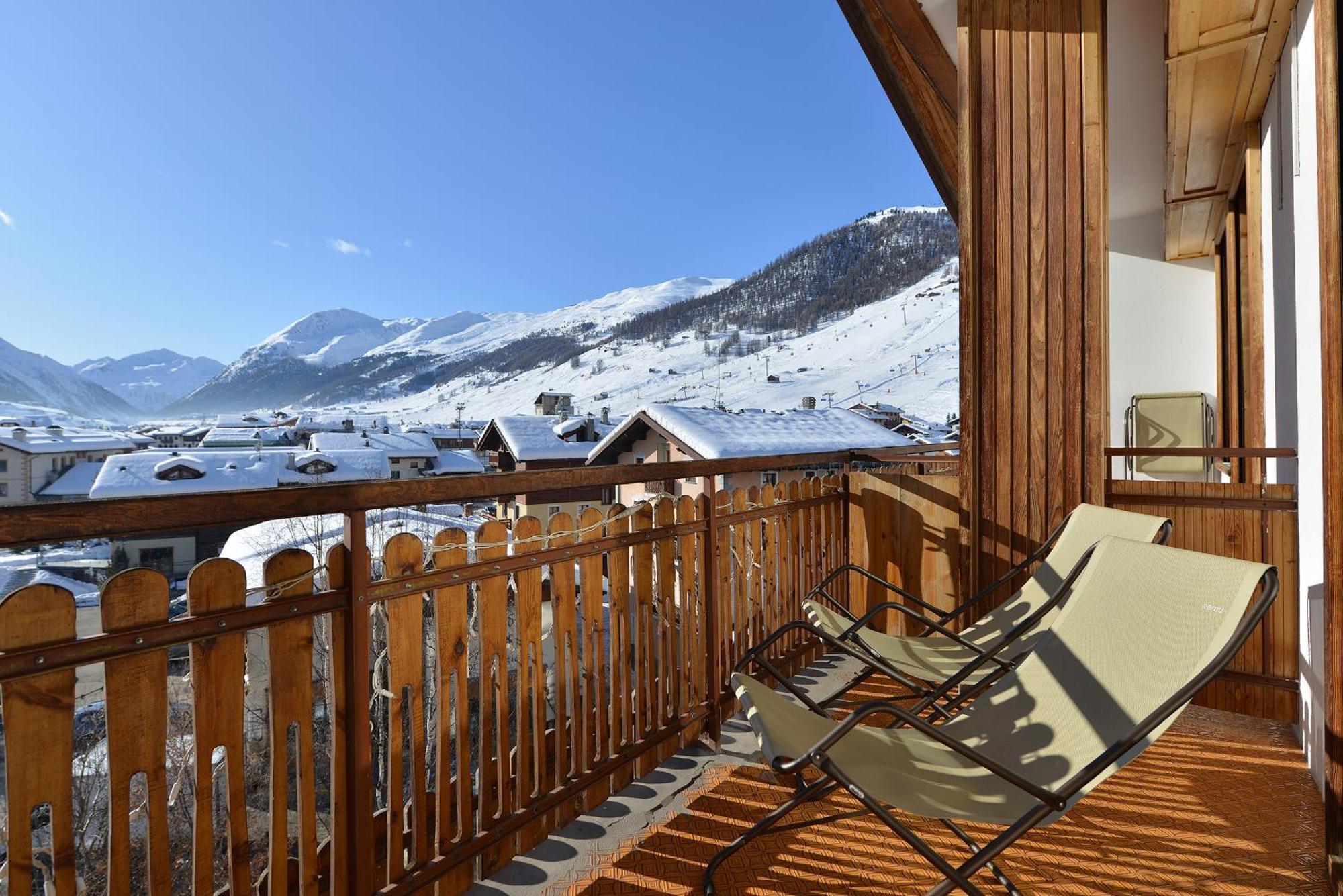 Hotel Bernina Livigno Esterno foto