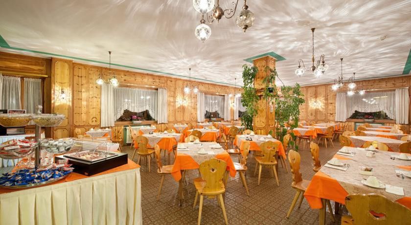 Hotel Bernina Livigno Esterno foto
