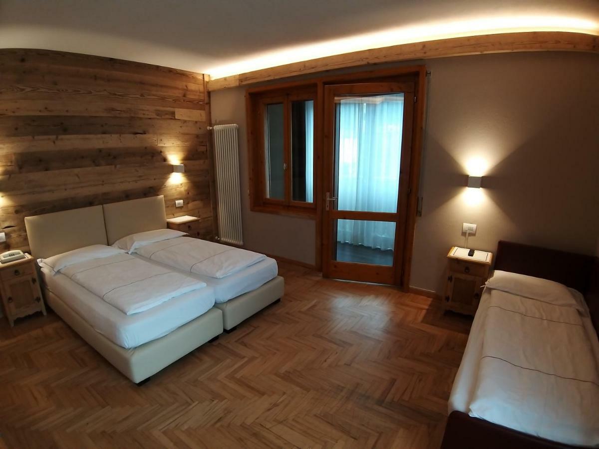Hotel Bernina Livigno Esterno foto