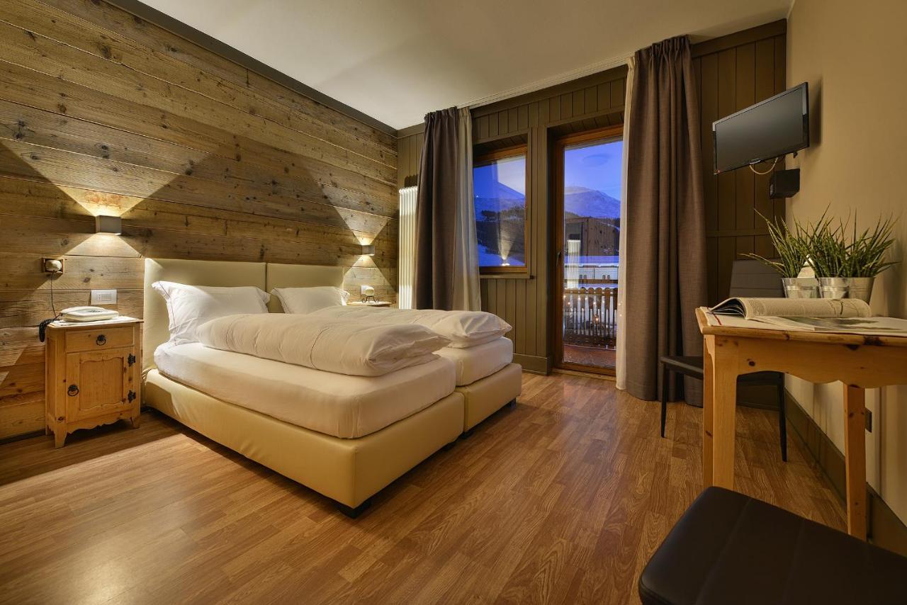 Hotel Bernina Livigno Esterno foto